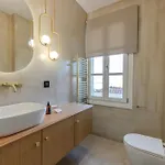 Onora * Anabolu